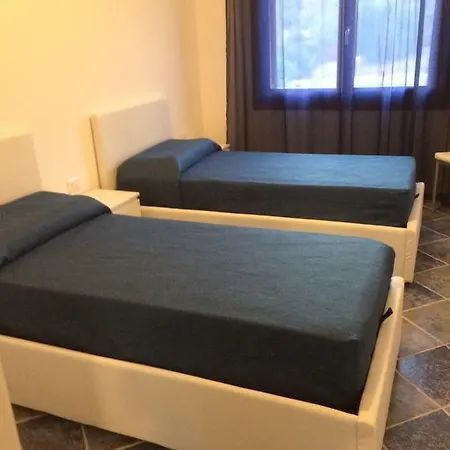 בית נופש Le Torri Porto Corallo *