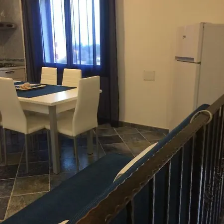 בית נופש Le Torri Porto Corallo *